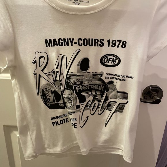 brandy melville hailie top magny crop t shirt white graphic tee - Picture 5 of 9